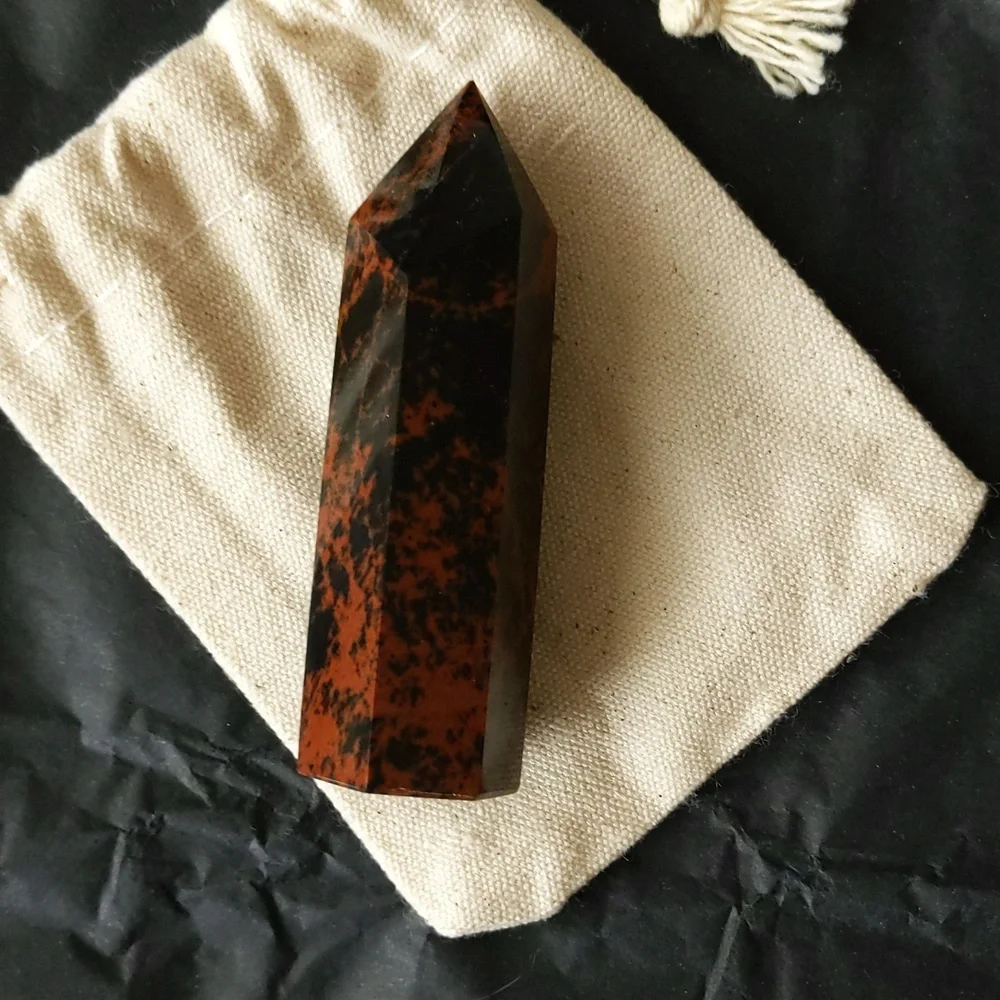 Mahogany Obsidian Point - Picture 2 of 8